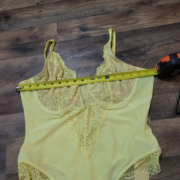 Popilush Yellow Lace V Neck Corset Shapewear Tummy Control Bodysuit Size XXL - Picture 10 of 11